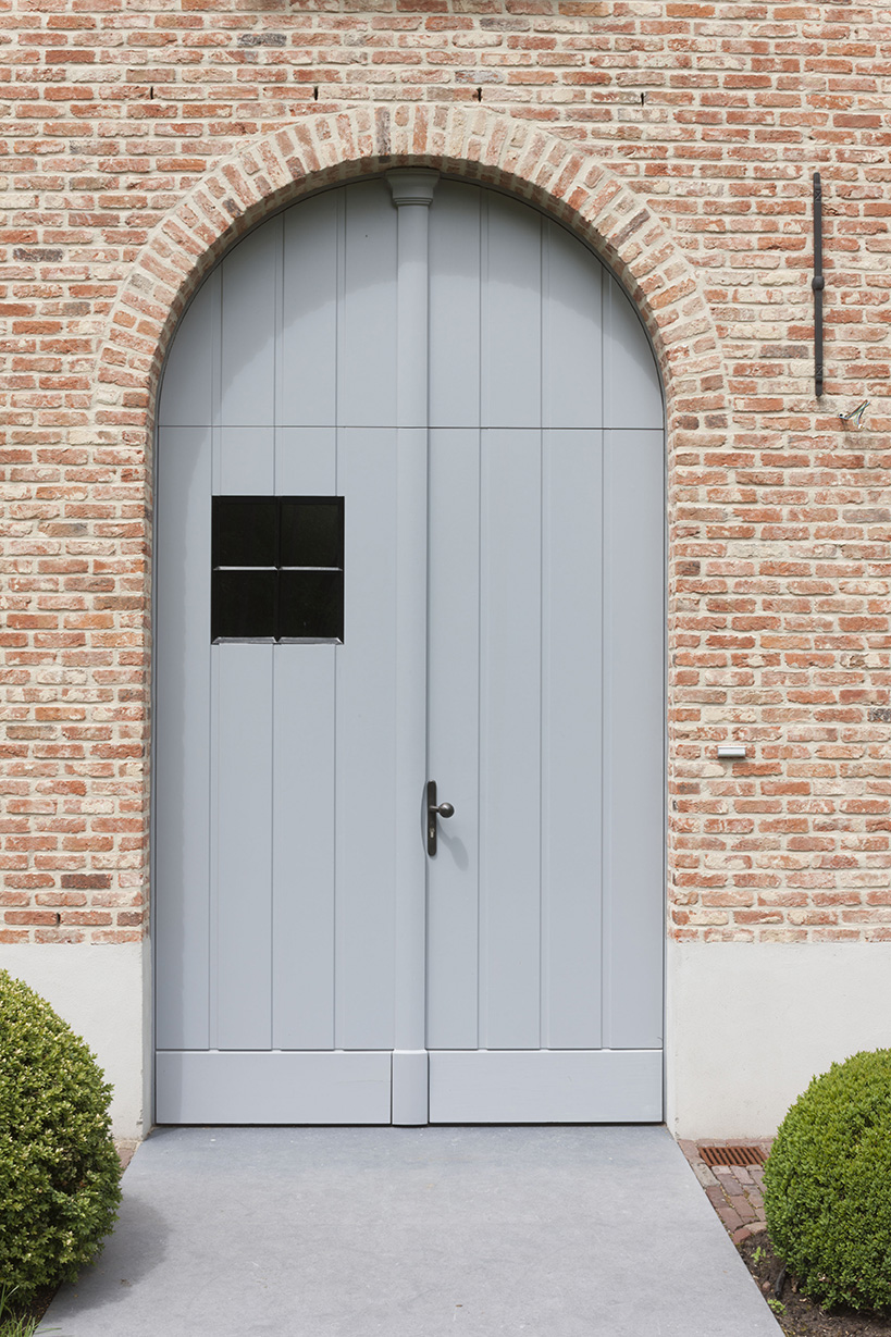Besluit vredig onpeilbaar Met een authentieke deurklink op je buitendeur kom je binnen in stijl. –  Dauby